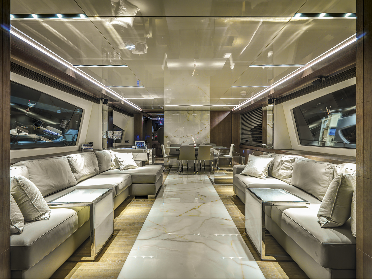 Amer 94 Ultra Luxury