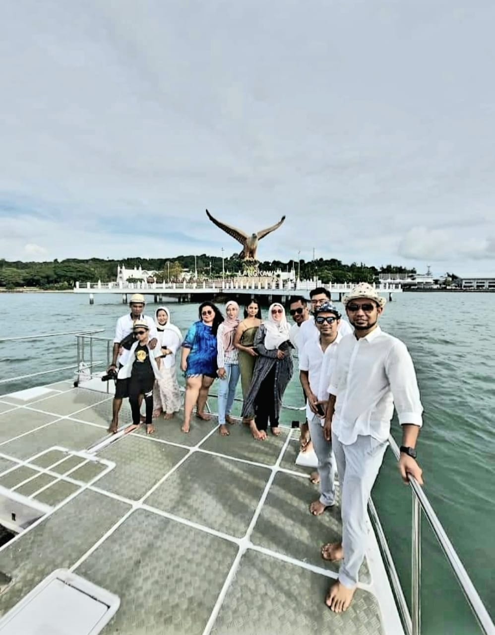 Amanpuri 2 Party Catamaran 4hr — 15 to 36 pax — photo 2 of 6