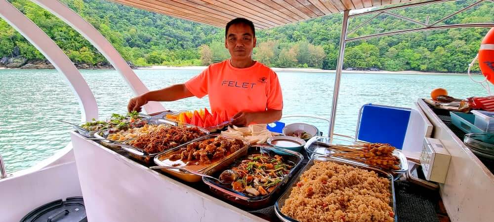Amanpuri 2 Party Catamaran 4hr — 15 to 36 pax — photo 5 of 6