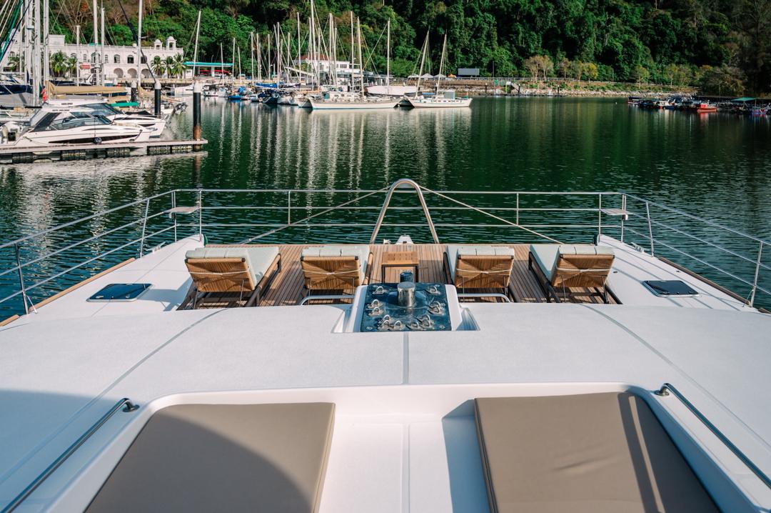 Lagoon 620 Luxury Power Cat bareboat (12-20) — photo 5 of 8
