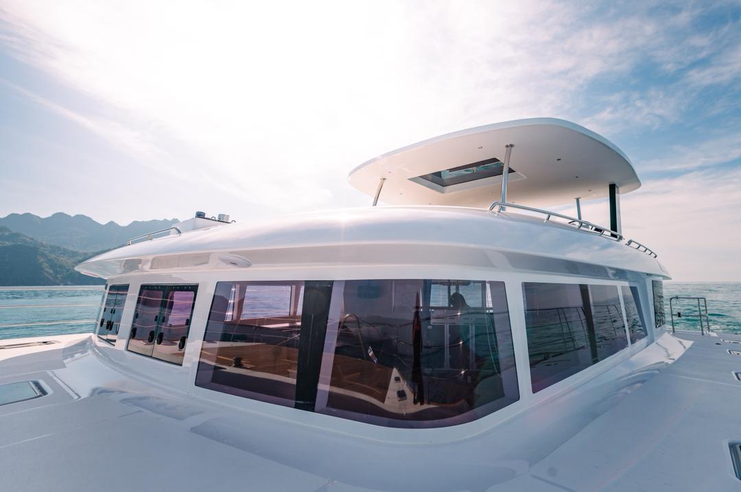 Lagoon 620 Luxury Power Cat bareboat (12-20) — photo 2 of 8