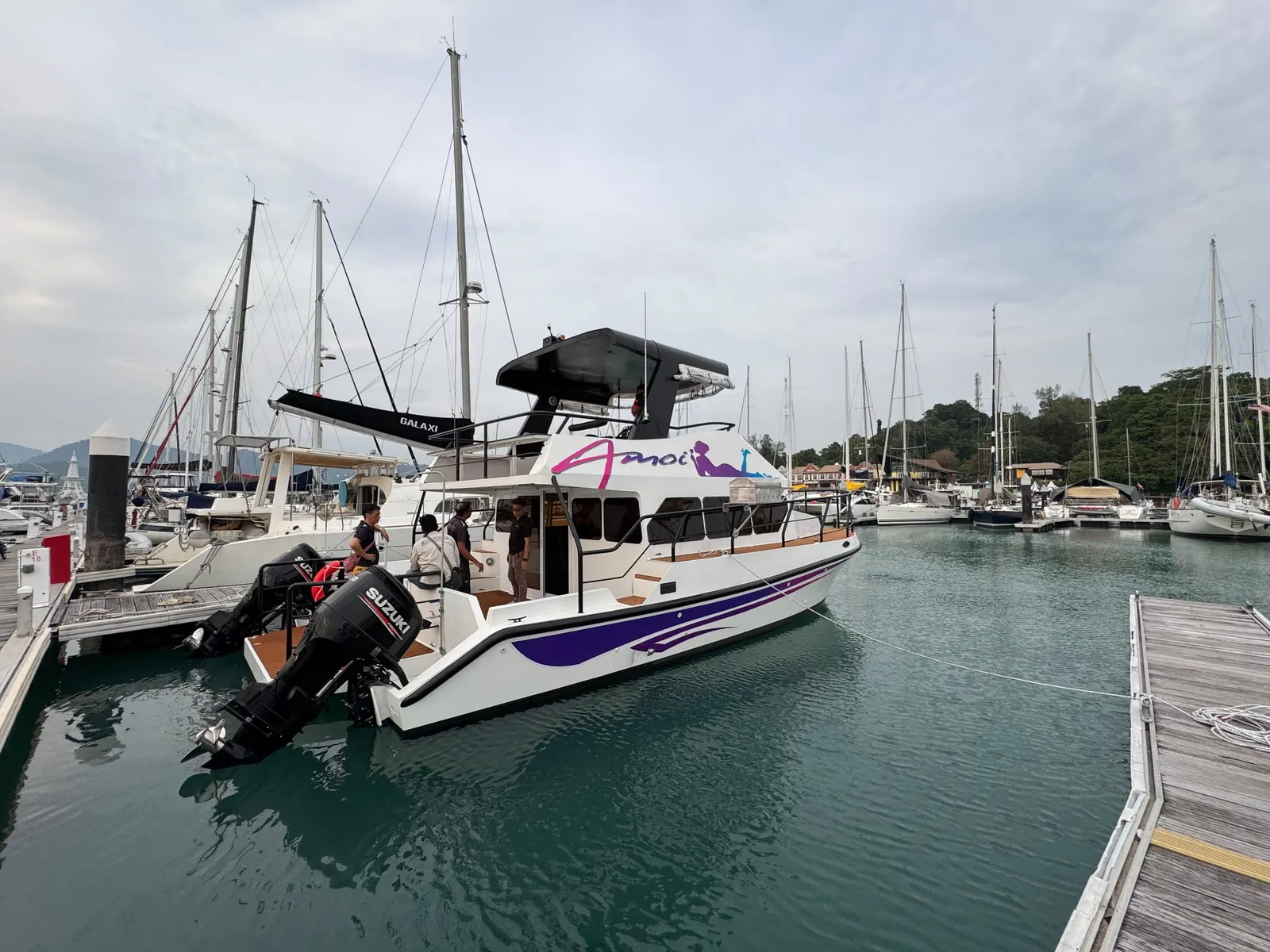 Private Premium Amoi 2 Catamaran 5hr (A/C) photo 3