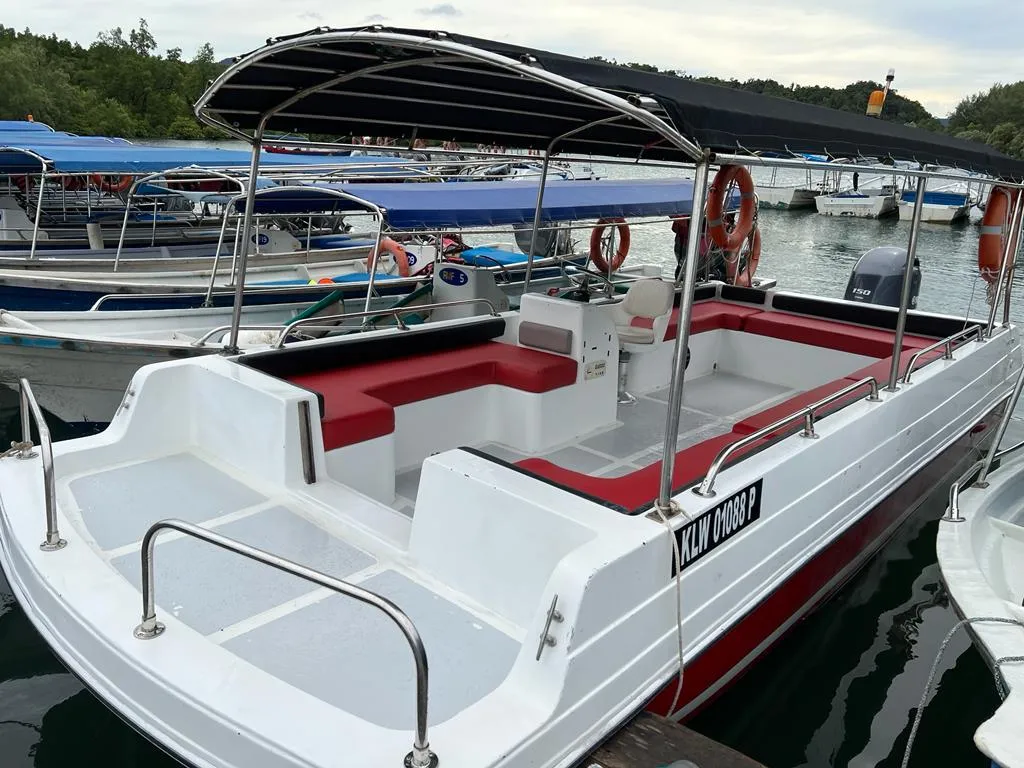 Mangrove Private Premium Boat photo 3