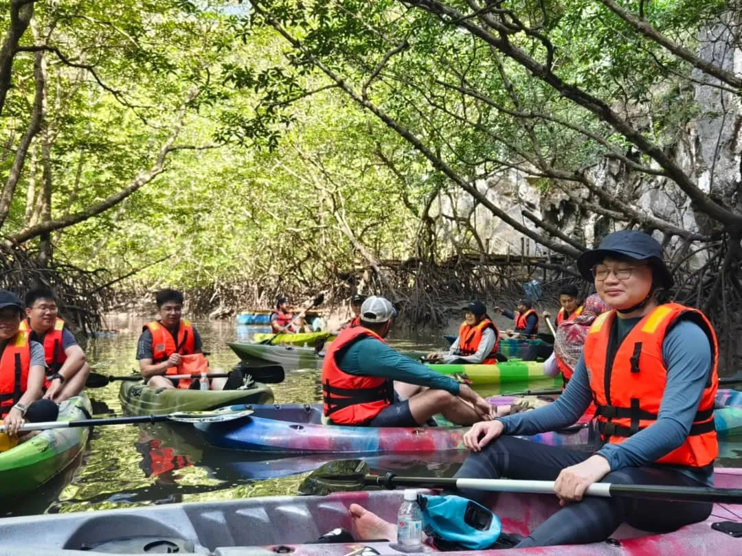 Tanjung Rhu Mangrove Sharing Premium
